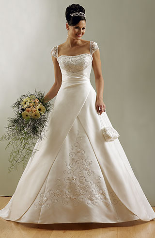 Strapless Wedding Dresses on Does Anyone Not Have A Strapless Wedding Gown