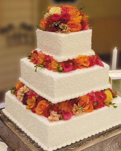 Fall Themed Wedding Ideas on Help    Autumn Wedding Cakes