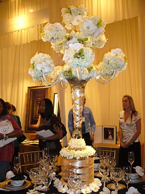 Re Candelabra Flower Centerpieces hmmm lets see what i got in my flowers 