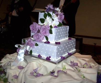  the wedding cake It was gorgeous I was thrilled with the cake table