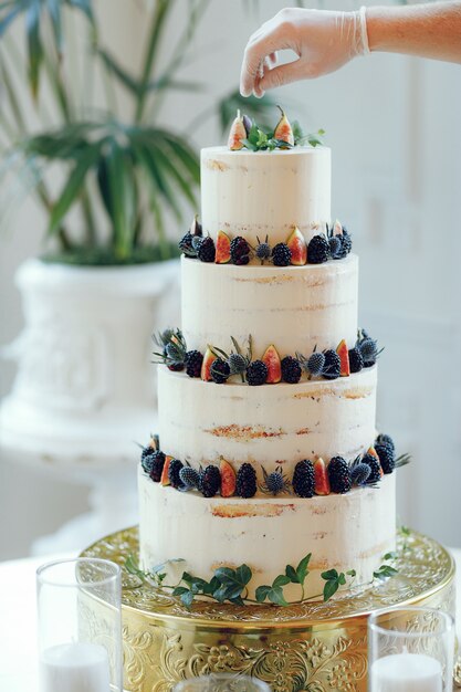 The Sweet Indulgence of Gluten-Free Wedding Cakes