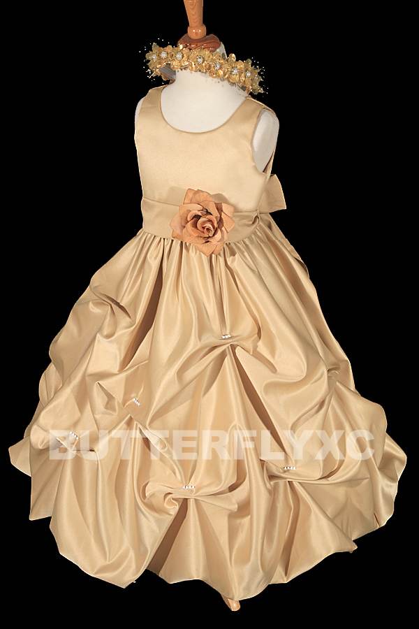 Brides Helping Brides ™ What color should the flower girl wear