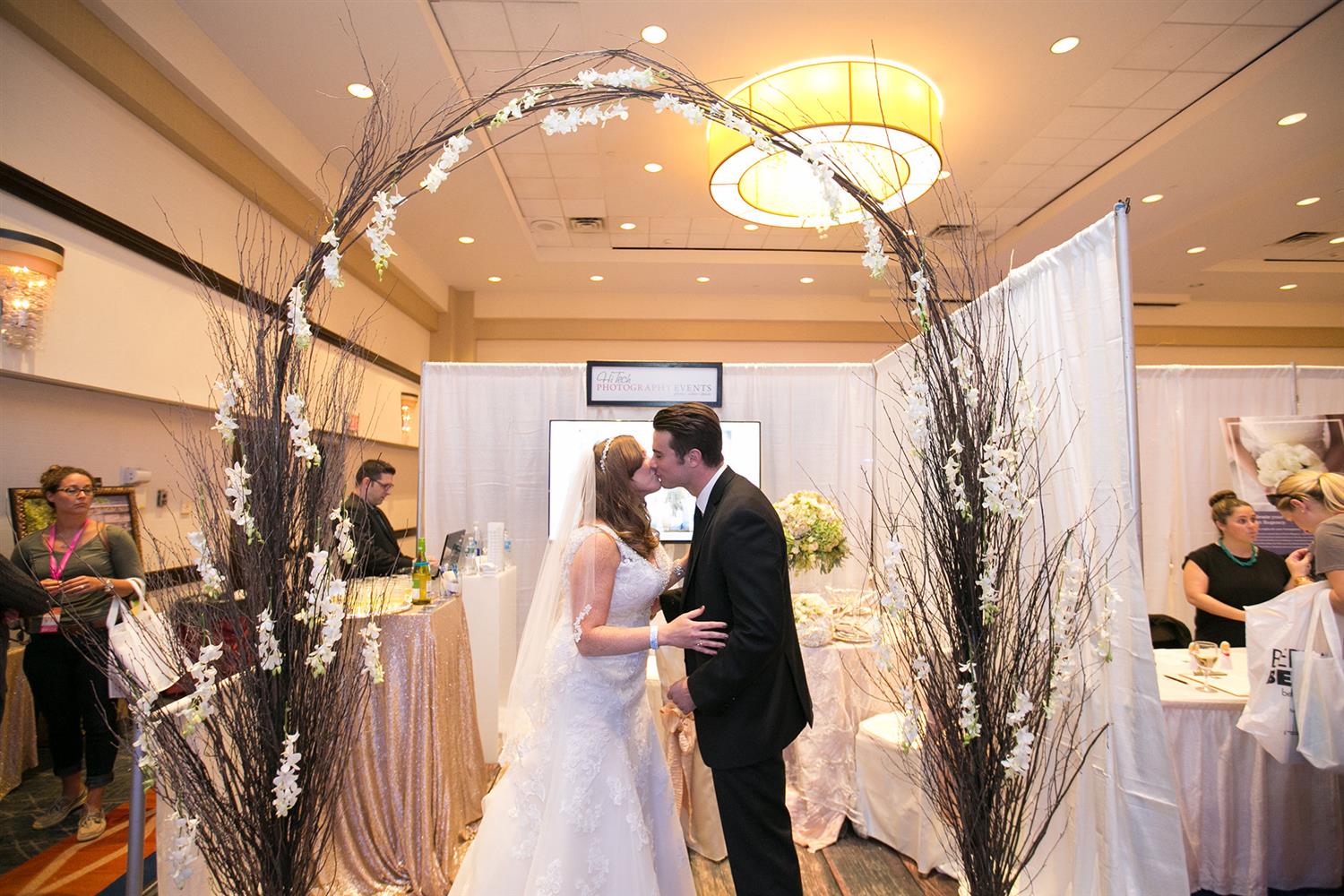 LIWeddings.com Bridal Extravaganza Fall 2015 Photos