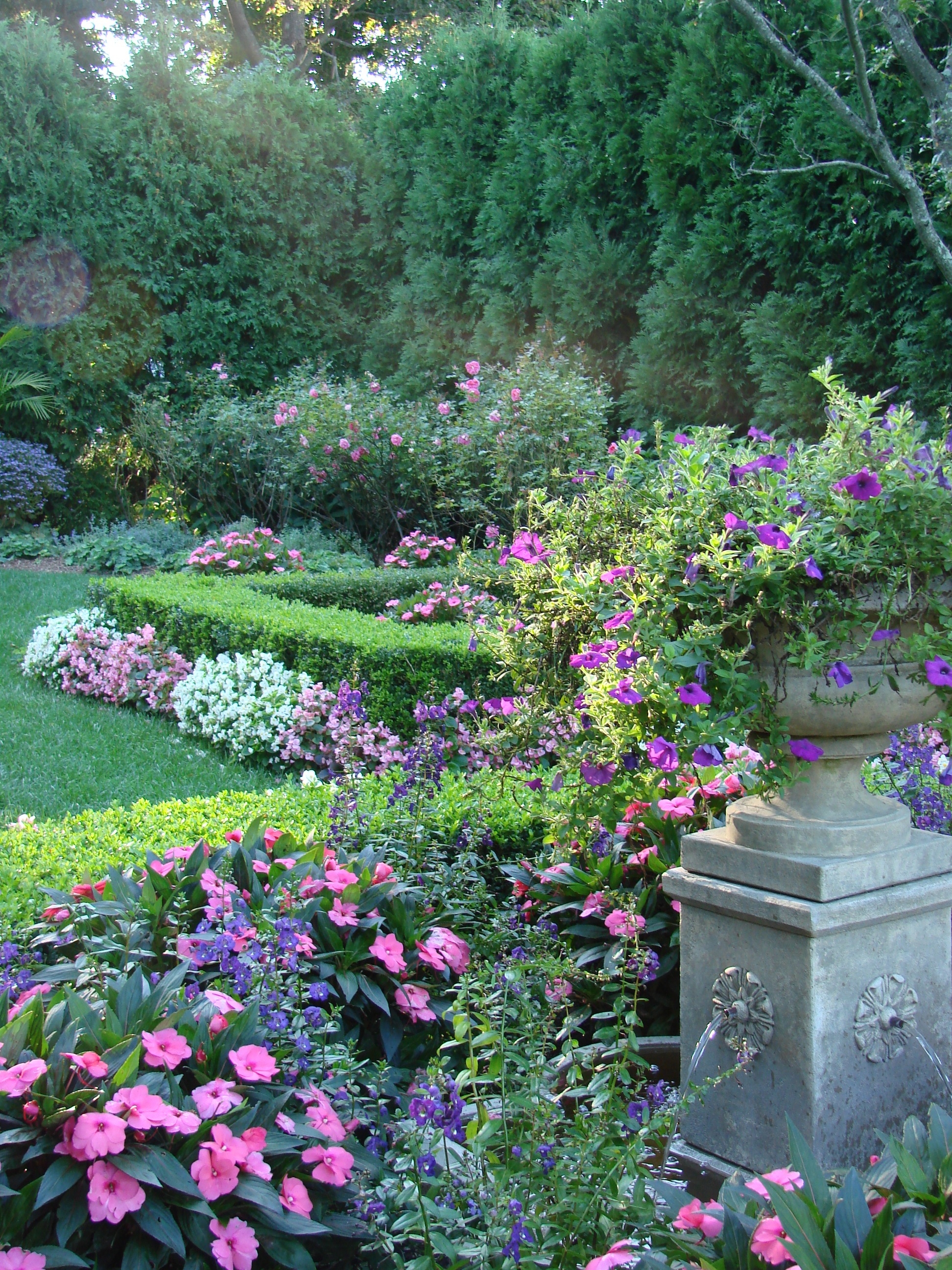 Majestic Gardens