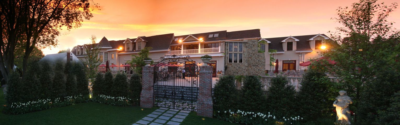 Inn at New Hyde Park
