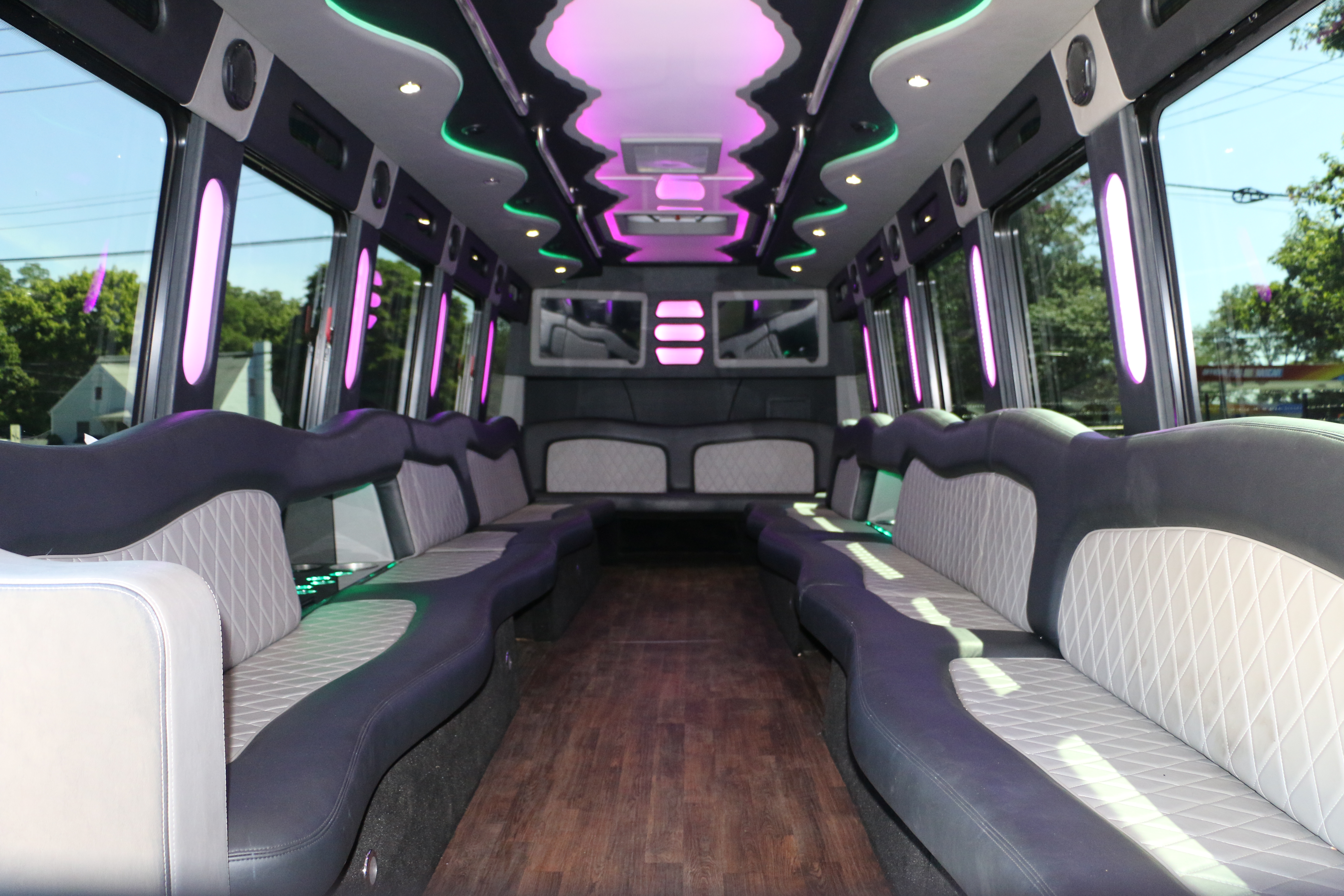 Sir Oliver Limousines