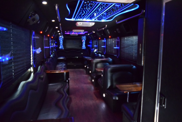 Romantique Double Diamond Limousines