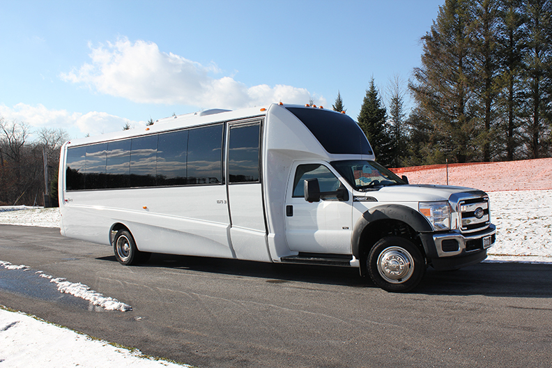 Romantique Double Diamond Limousines