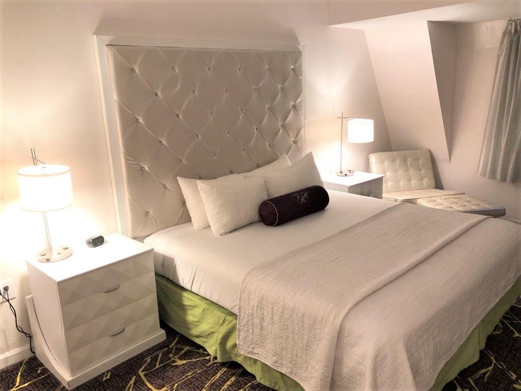 Kleinfeld Hotel Blocks