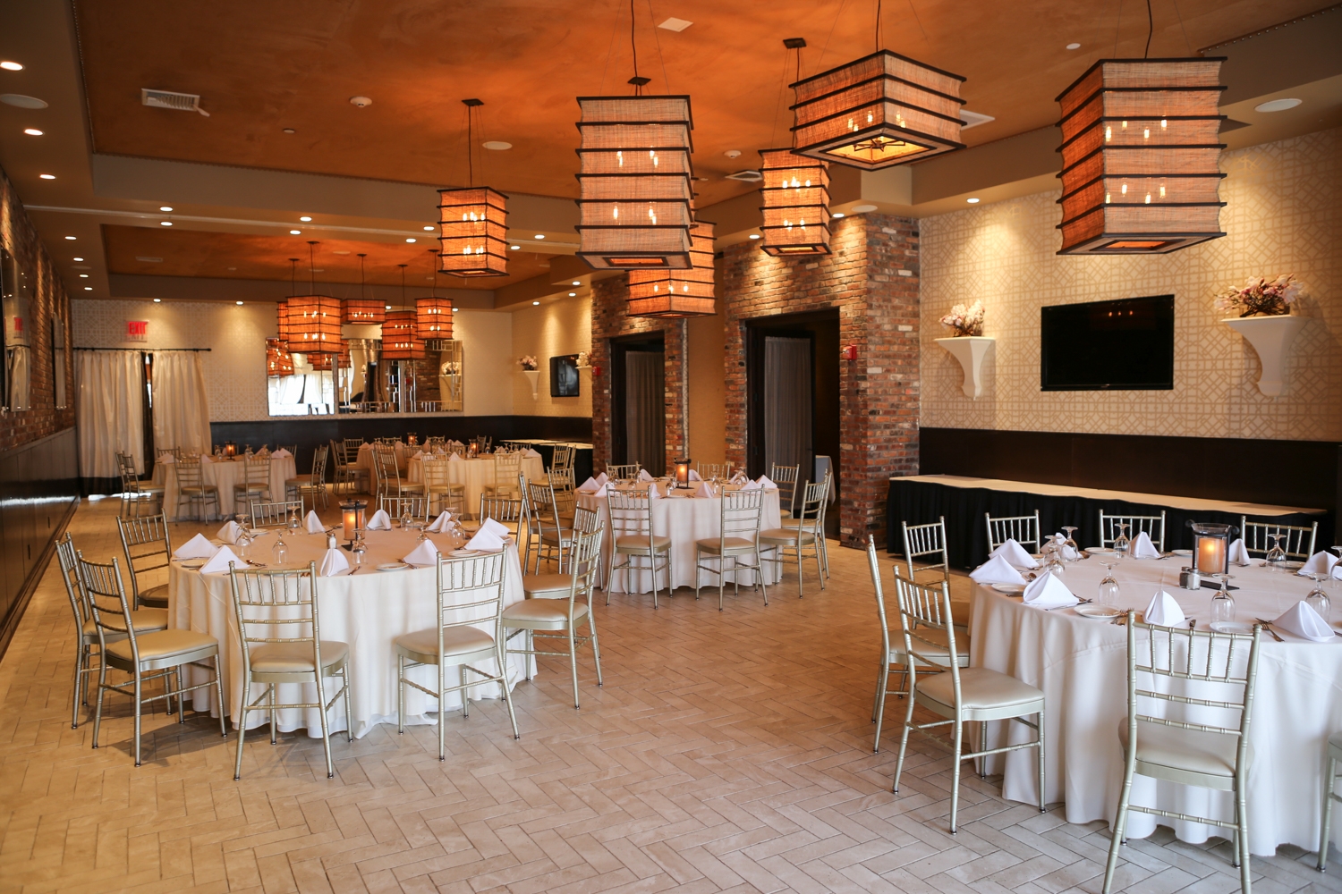 City Cellar Wine Bar & Grill LIWeddings