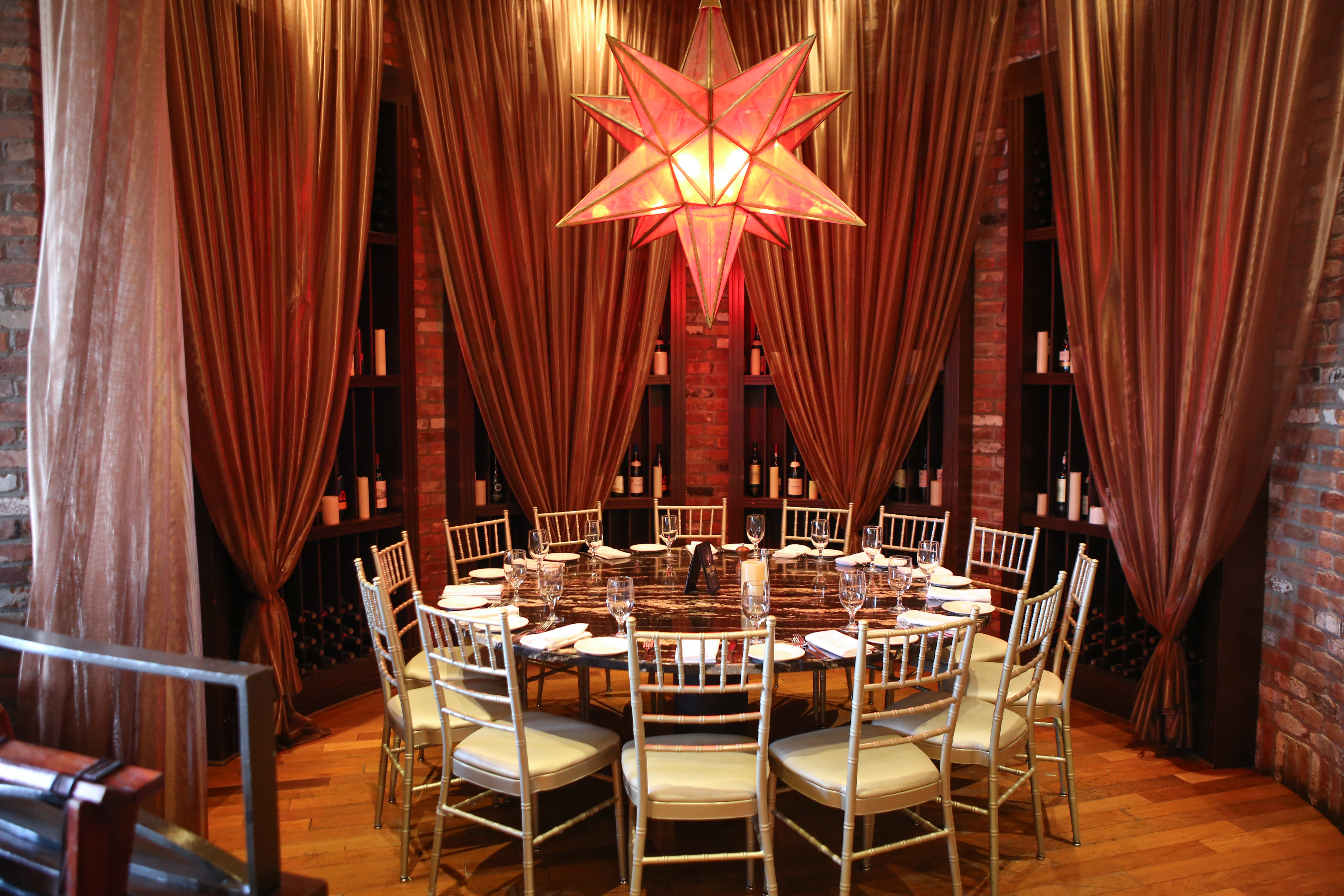 City Cellar Wine Bar & Grill