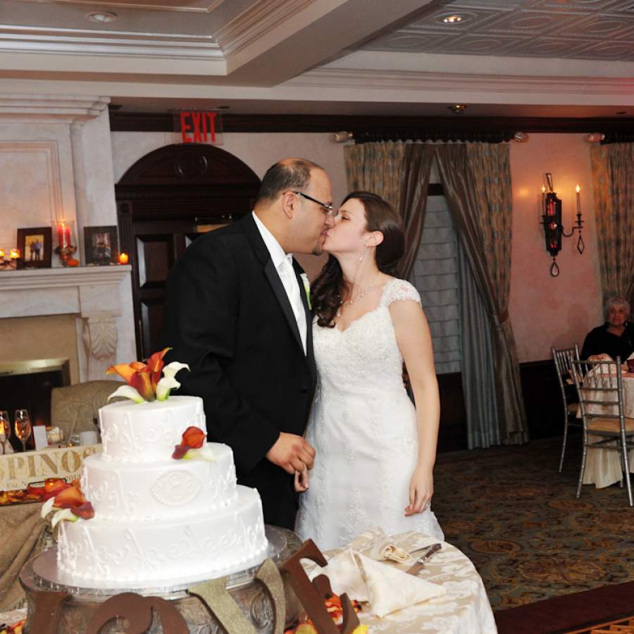 Mindy and Elbert - Real Weddings Long Island, NY