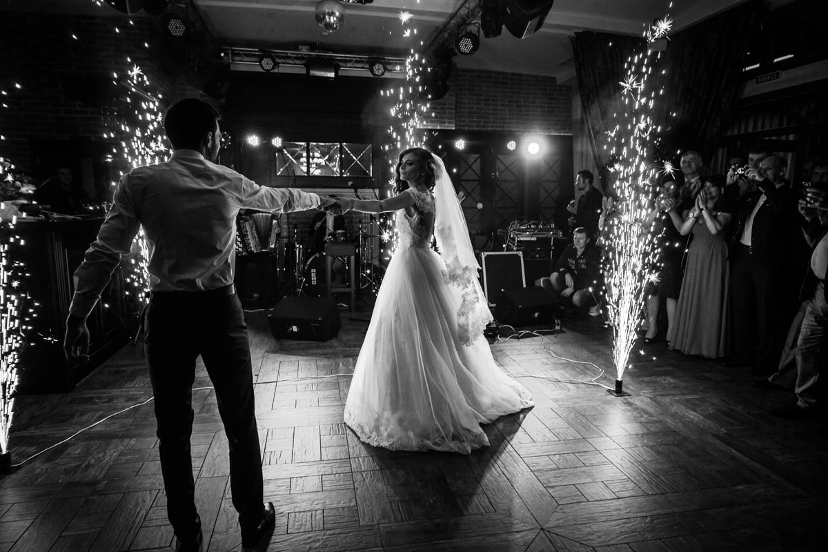 Melodies of Love: Five Top Trending Wedding Tunes For 2016