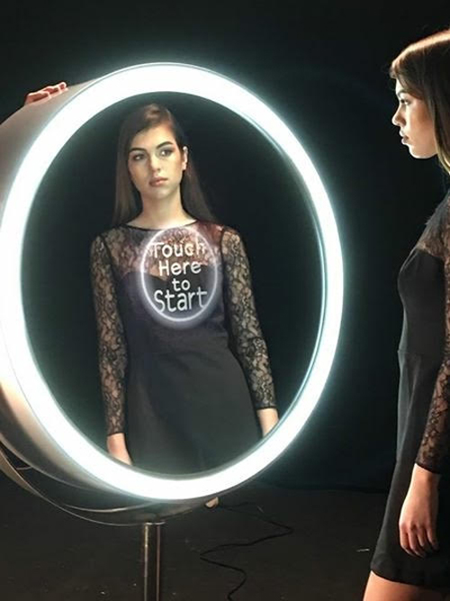 Ovation Photo Booth and The Mirror Beauty Ring