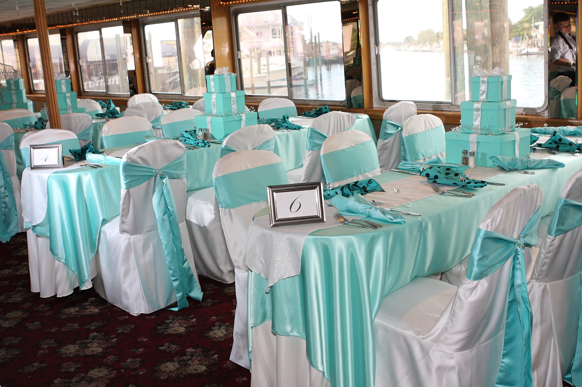 Table WeAr'