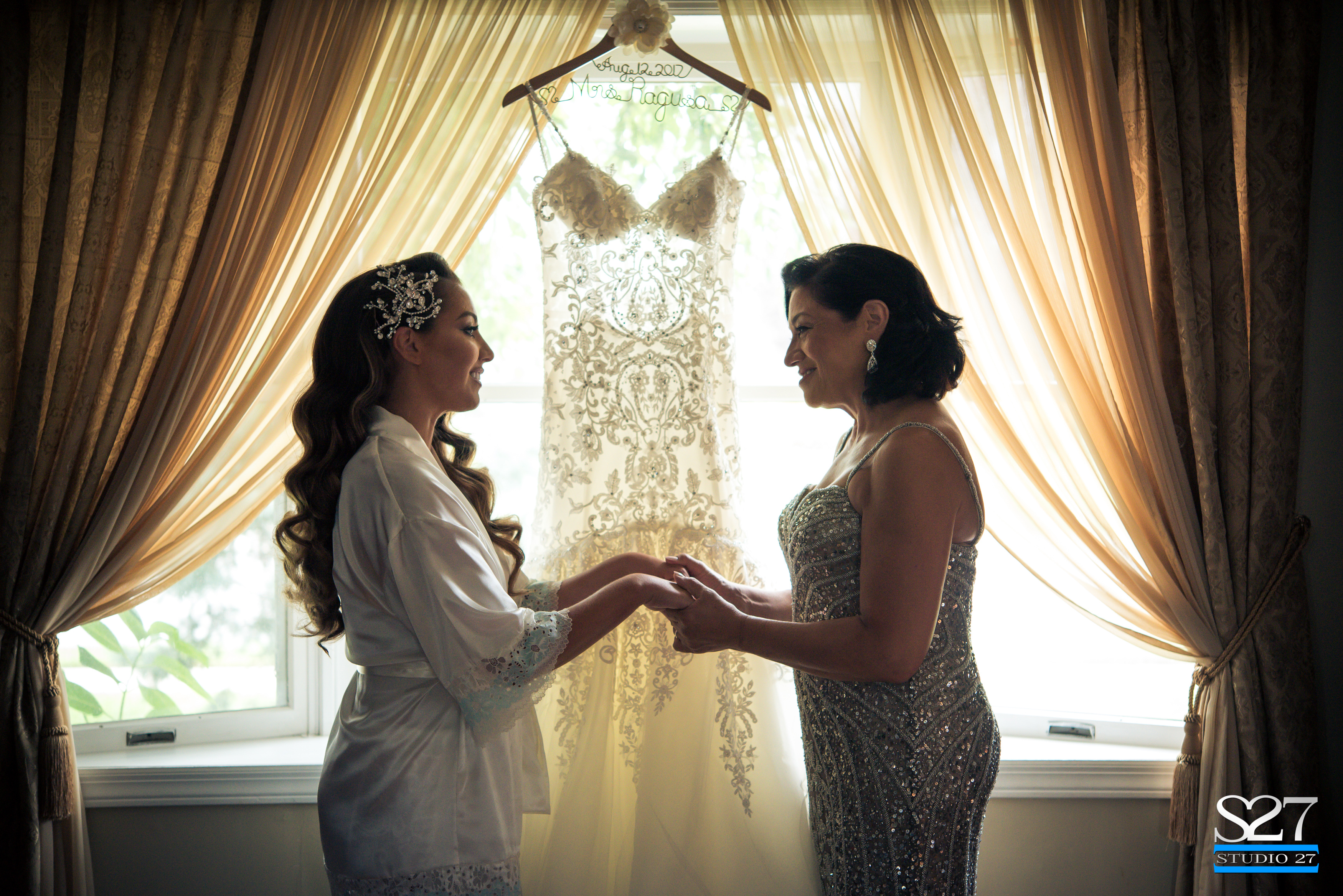 Laura and Roy - Real Weddings Long Island, NY