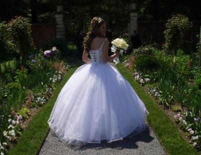 2438879_3.jpg