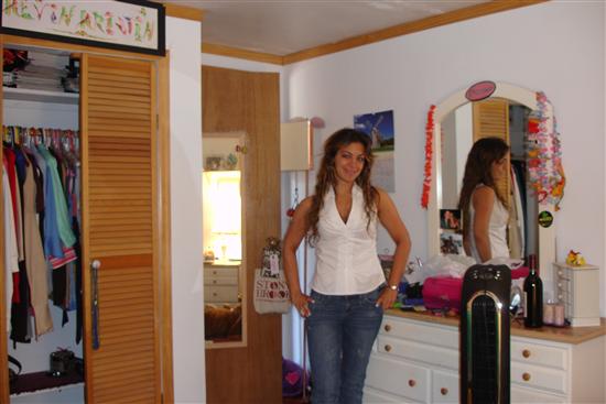 4911839_3.jpg