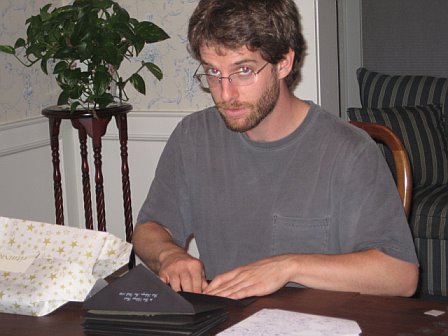 7830869_2.jpg