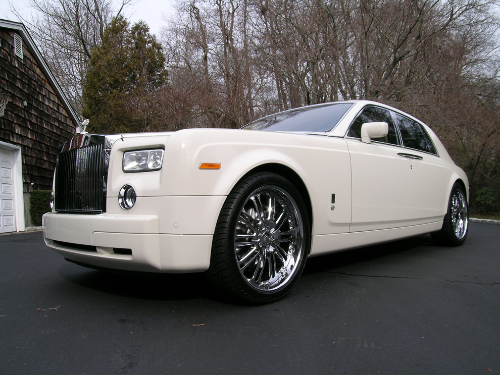 M &amp;amp; V Limousines