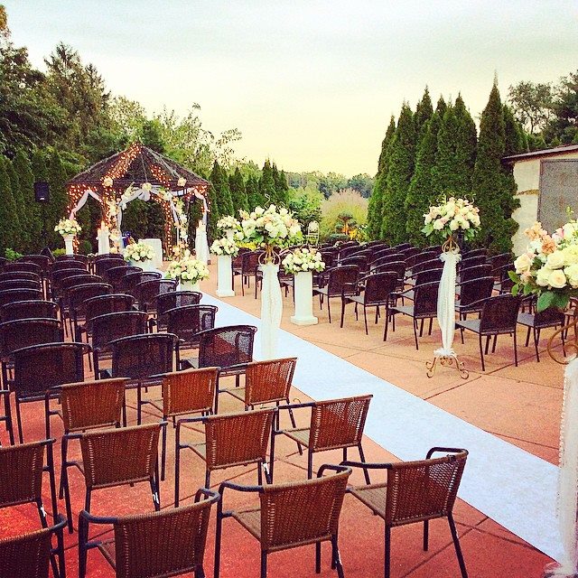 Douglaston Manor