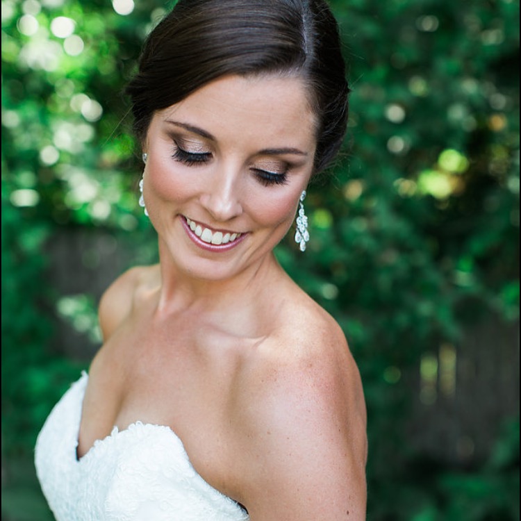 Airbrush Makeup by Lisa Marie