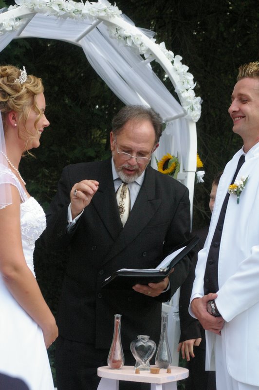 Bands of Gold Wedding Ceremonies