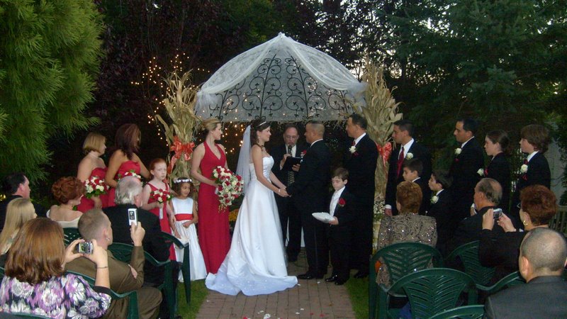 Bands of Gold Wedding Ceremonies