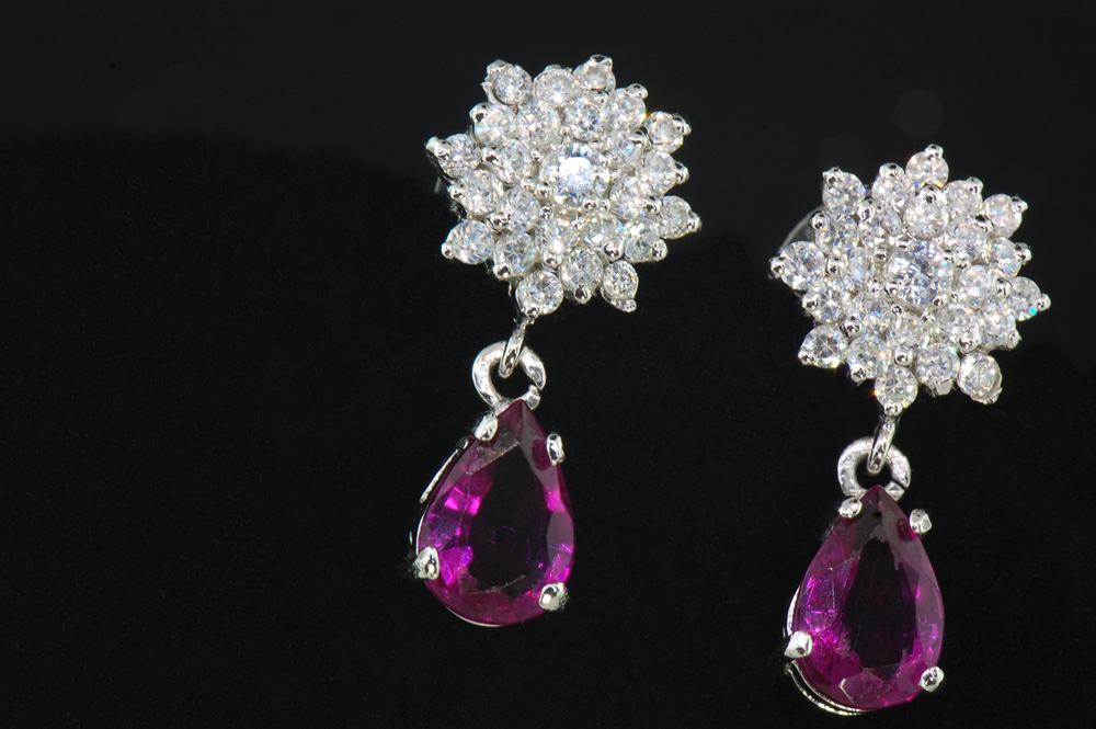 Loucri Jewelers