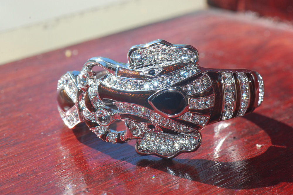 Loucri Jewelers