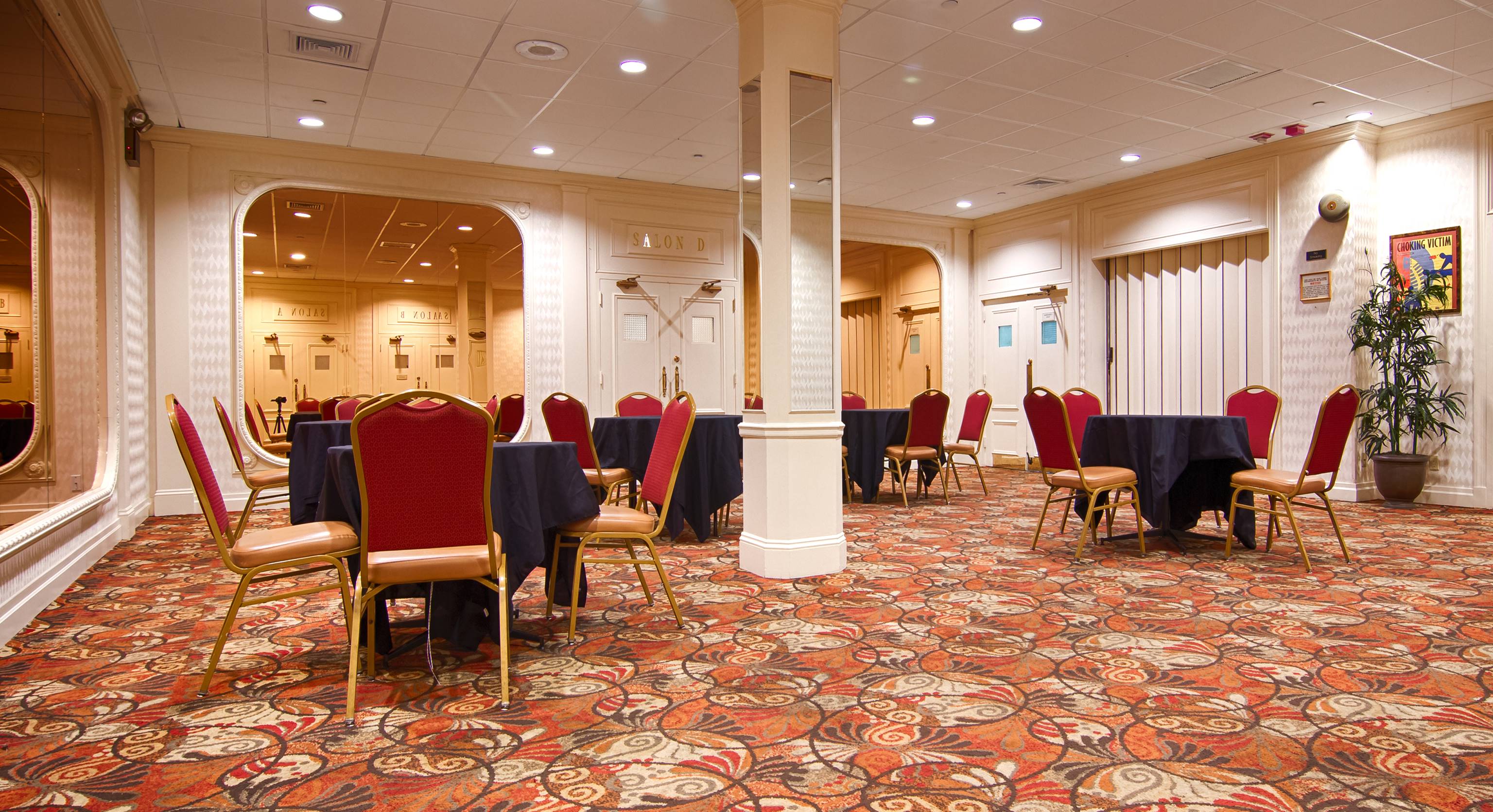Adria Hotel &amp;amp; Conference Center
