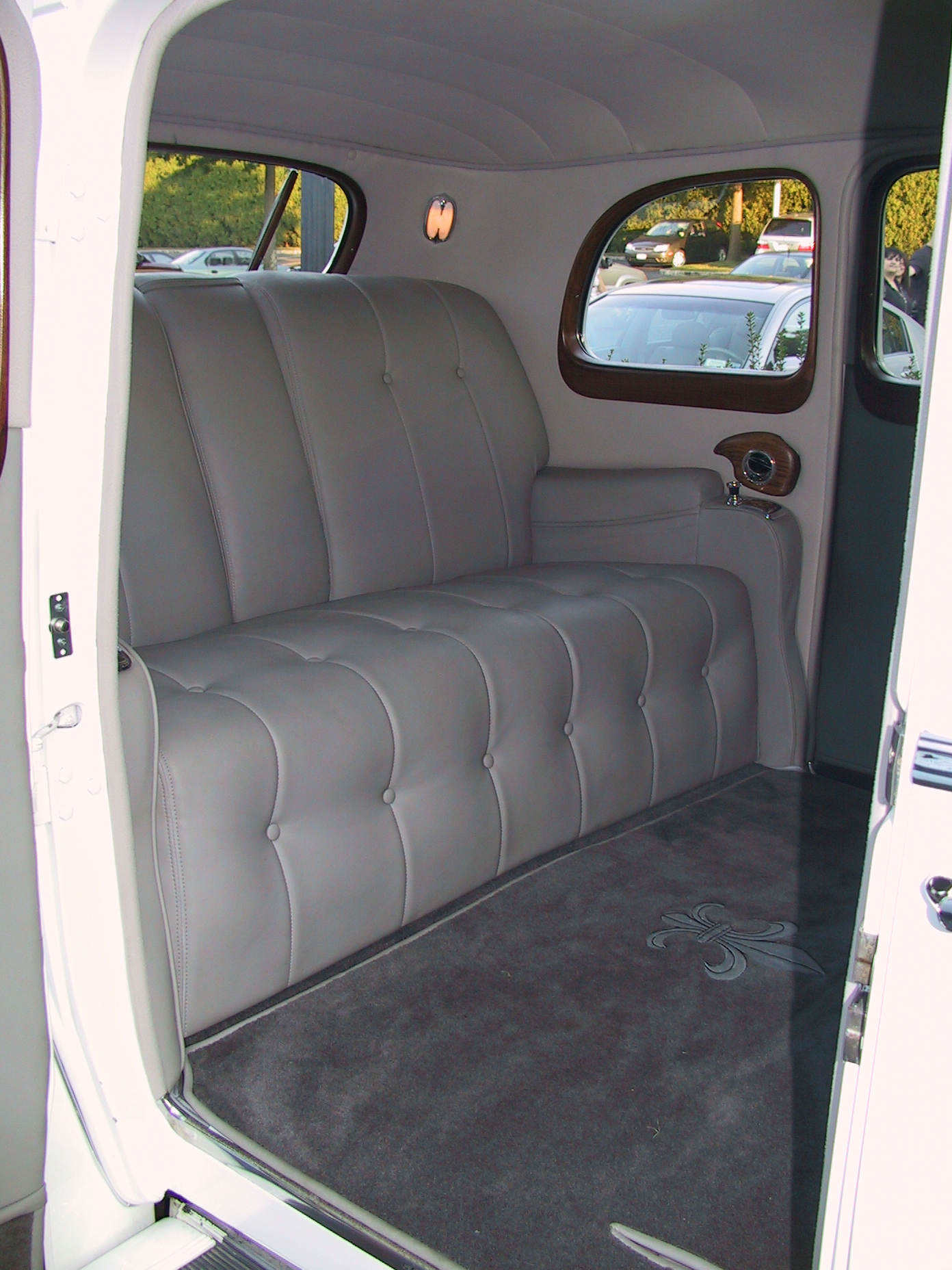 Sir Oliver Limousines