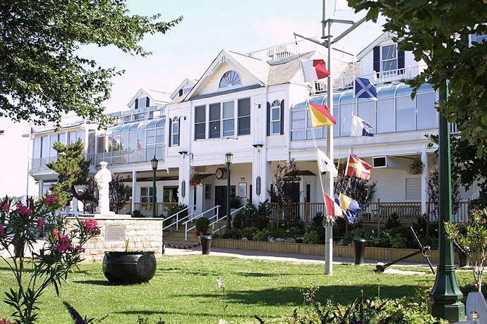 Danfords Hotel &amp;amp; Marina