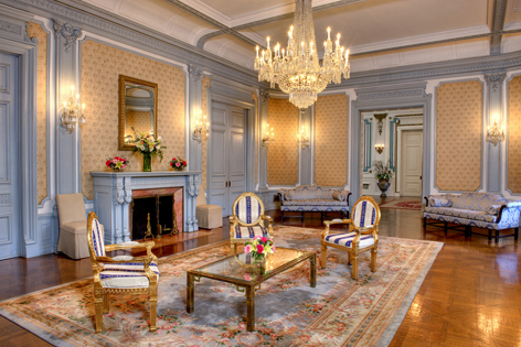 Lessing&amp;#039;s Waterfront Mansions