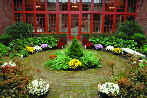 Lessing&amp;#039;s Waterfront Mansions
