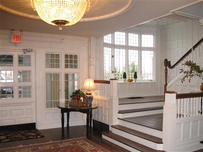 Lessing&amp;#039;s Waterfront Mansions