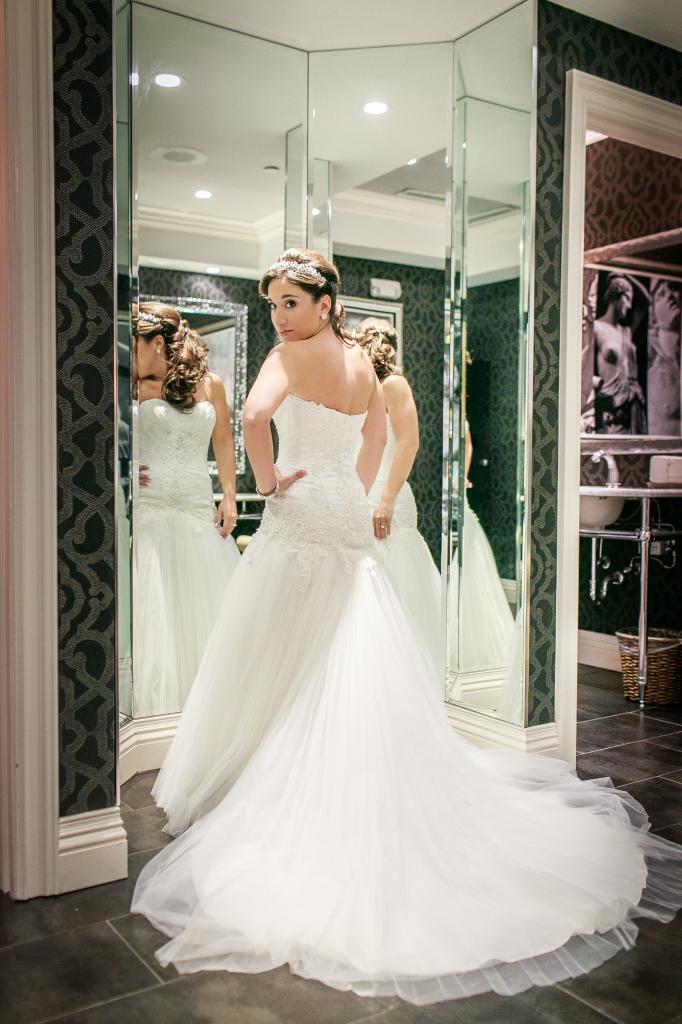 Alison and Stephen - Real Weddings Long Island, NY