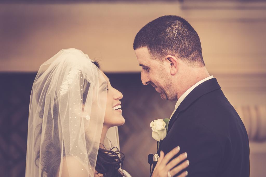 Alison and Stephen - Real Weddings Long Island, NY