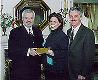 Winners of the Garden City Hotel's Wedding Pleasures Package