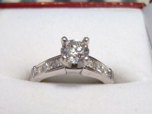 FuTuRe MrS MaZz