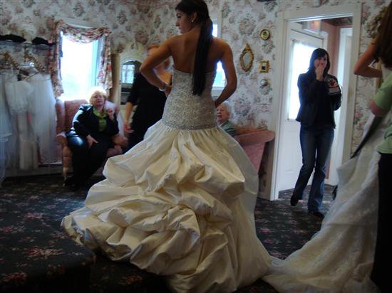GlamourBride