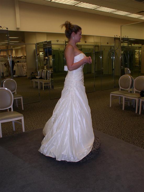 greeneyed bride