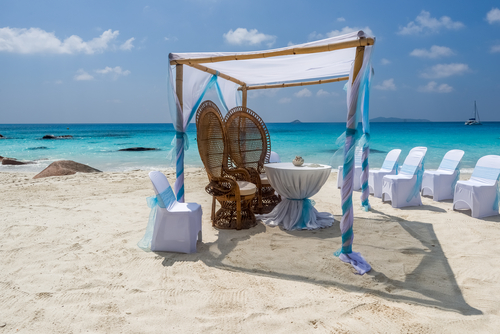 Tropical Wedding Ideas for Long Island Brides: How to Host an Island-Inspired Celebration