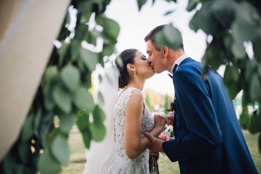 Big Dreams…Small Budget: How to Host a Haute Long Island Wedding While Counting Costs