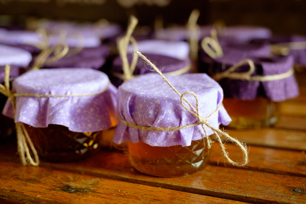 Favors You Can Sink Your Teeth Into: Flavorful Favors to Please the Palette