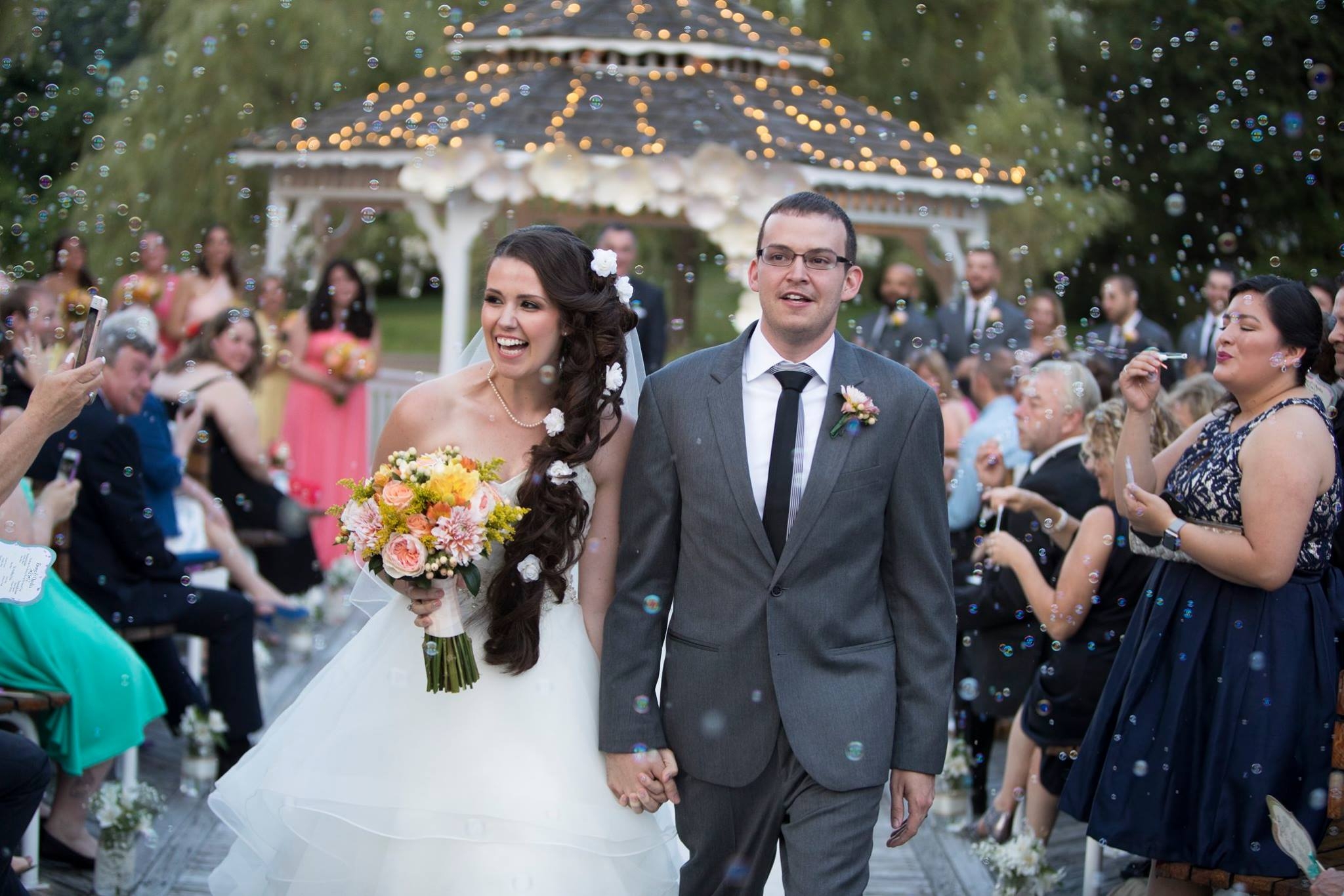 How to Keep Guests Comfortable at an Outdoor Wedding on Long Island