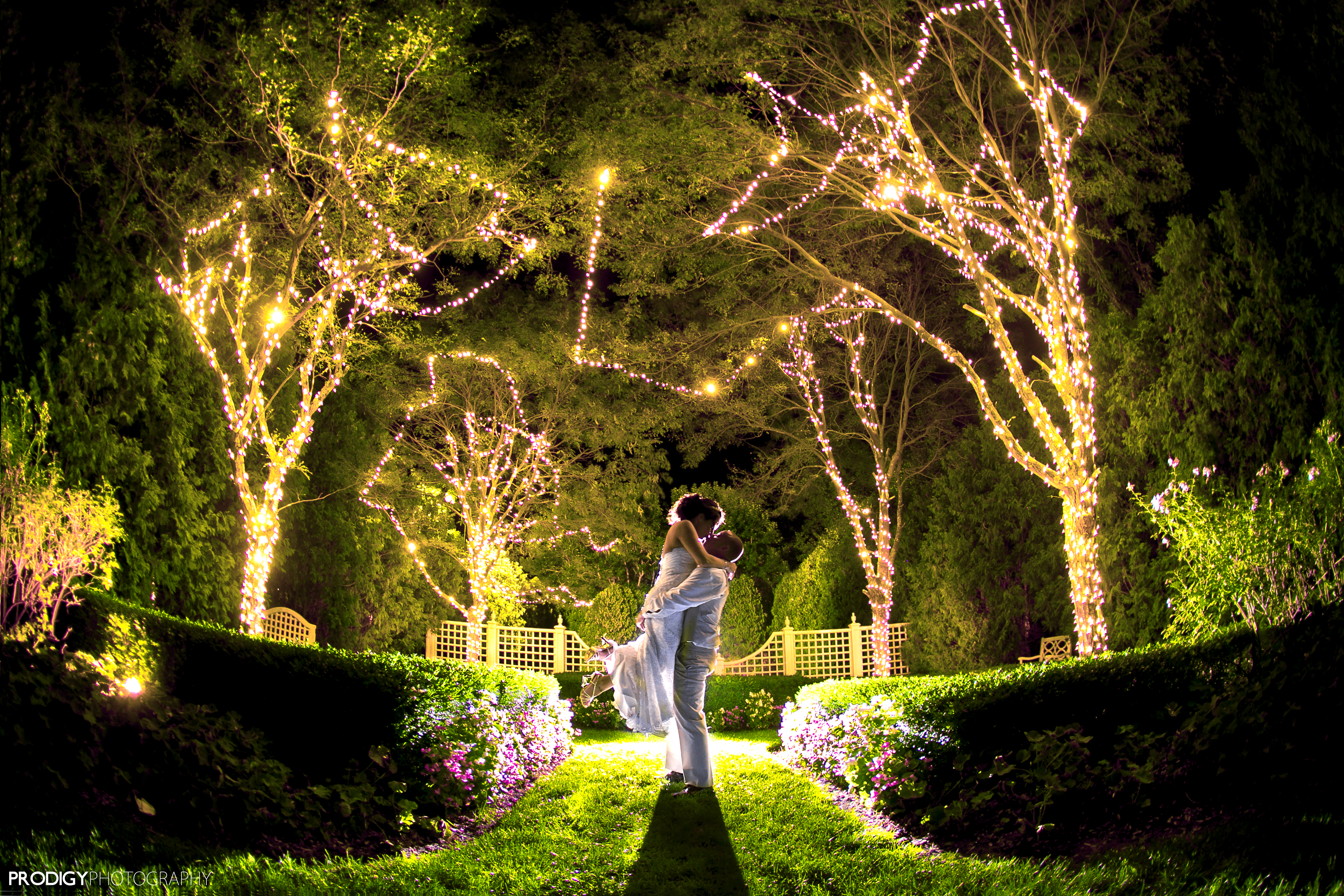 5 Unique Wedding Themes to Wow Your Guests