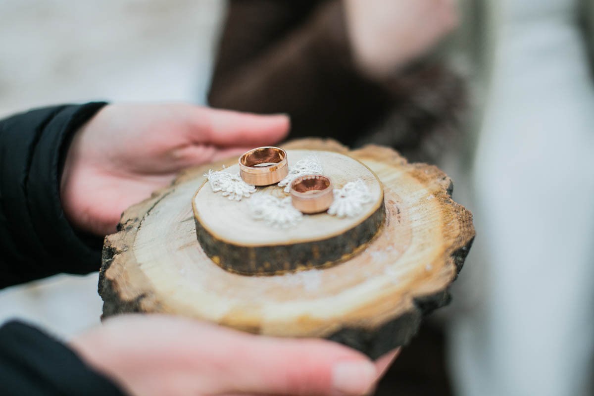 Icy-Hot Wedding: Winter Wedding Trends for 2015
